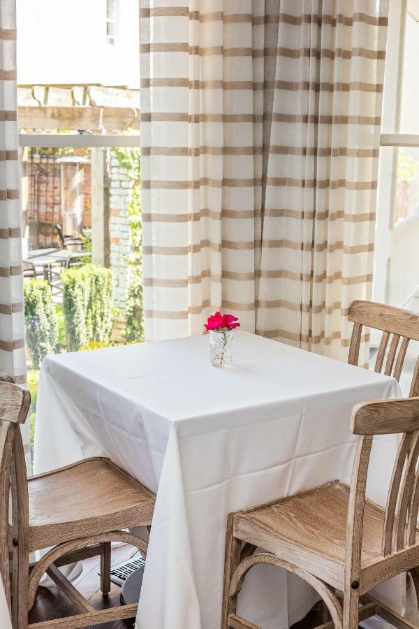 The Inn At Four Eleven York Norfolk Exteriér fotografie